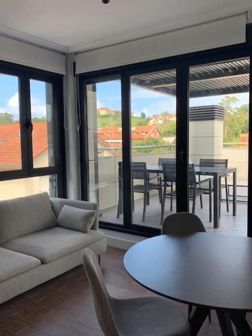 Atico Con Esplendida Terraza Leilighet Comillas Eksteriør bilde